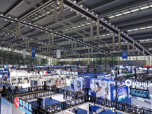 數(shù)能經(jīng)濟(jì)“藍(lán)?！睗摿薮?國(guó)際數(shù)字能源展這些熱點(diǎn)引關(guān)注