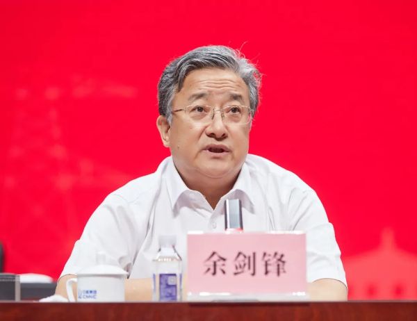 中核集團黨組書記、董事長余劍鋒赴核工業(yè)學(xué)院天津校區(qū)指導(dǎo)工作