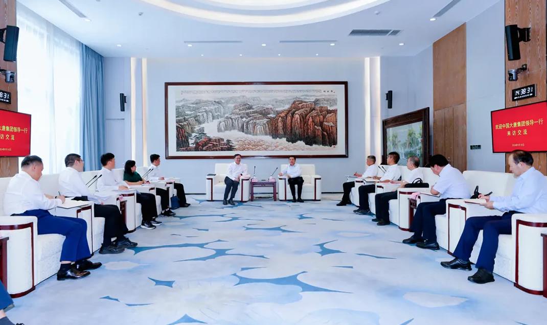 大唐集團黨組副書記、總經(jīng)理張傳江與陜煤集團黨委書記、董事長張文琪會談