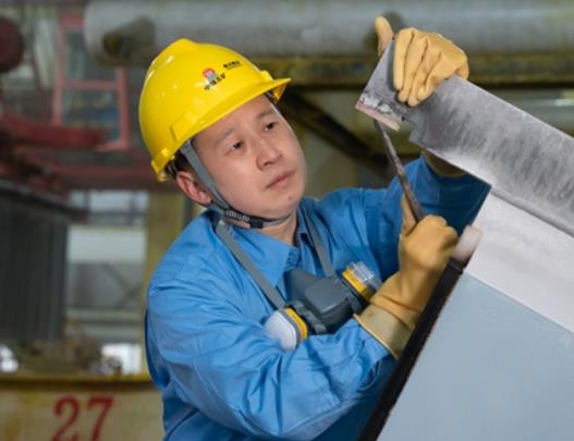 大國工匠柳祥國：匠心筑夢，鋅電解領(lǐng)域的創(chuàng)新先鋒