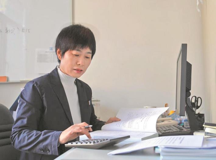 王思宇： 精細設(shè)計變電站 嚴(yán)把工程造價關(guān)