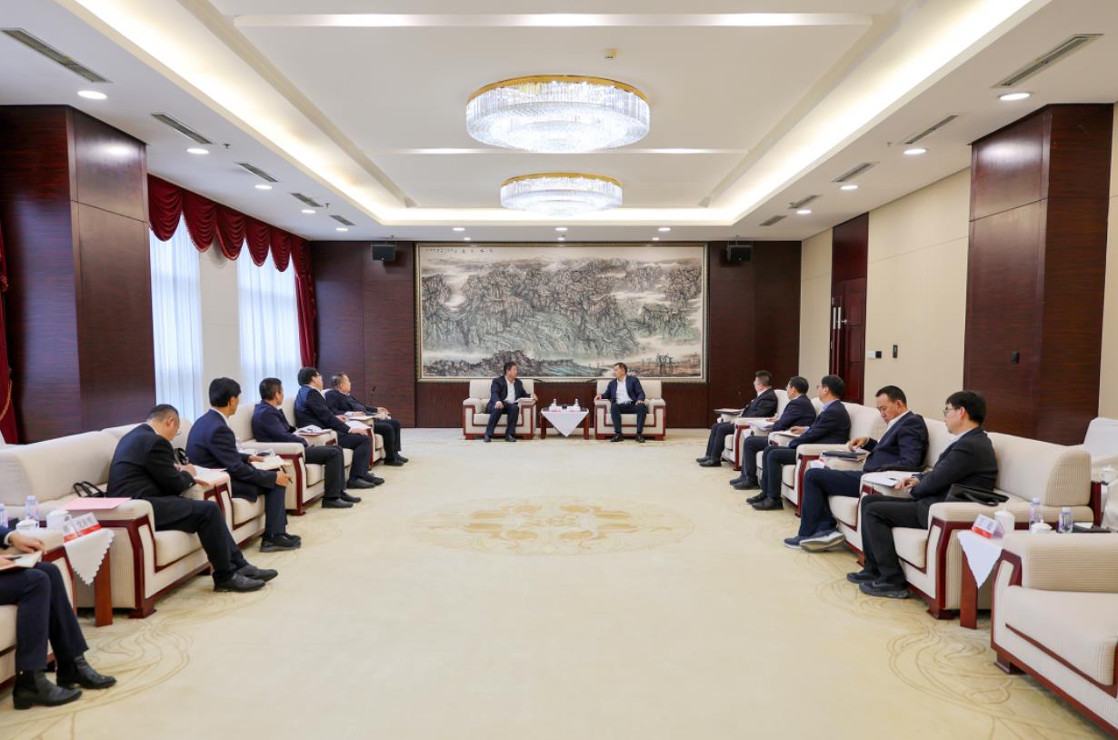 大唐甘肅公司黨委書記、董事長(zhǎng)王建偉拜會(huì)國(guó)網(wǎng)甘肅省電力公司董事長(zhǎng)、黨委書記林一凡