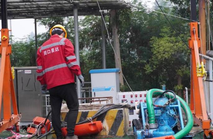 周口昊達(dá)眉山垃圾發(fā)電廠機器人清淤項目順利完成