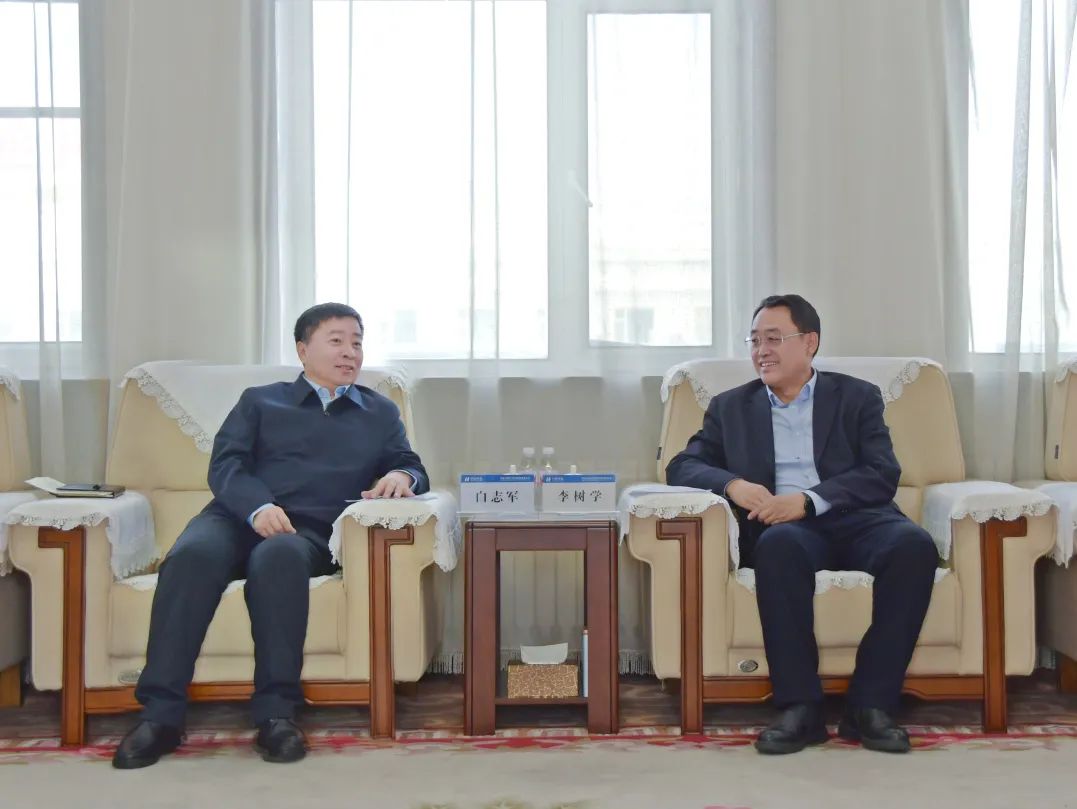 華能蒙東公司總經(jīng)理、黨委副書記李樹學(xué)會見扎蘭屯市委書記白志軍