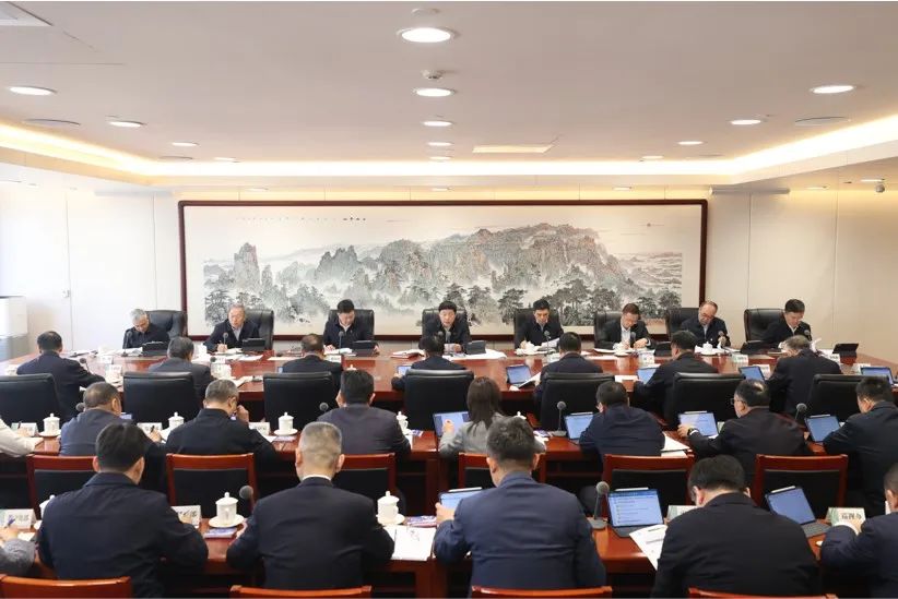 國家電網(wǎng)公司黨組理論學(xué)習(xí)中心組集體學(xué)習(xí)中央經(jīng)濟工作會議精神