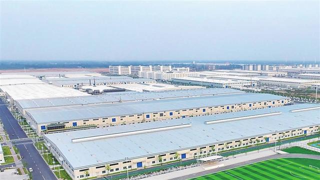 精彩“出?！保袊?guó)新能源汽車駛向全球