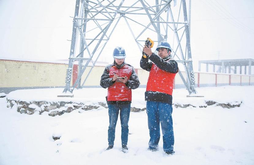 國(guó)網(wǎng)青海電力排查覆冰隱患做好應(yīng)急響應(yīng)準(zhǔn)備