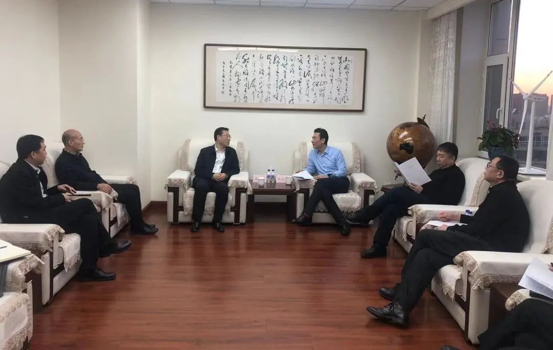 華電吉林公司黨委書(shū)記孫毅、黨委副書(shū)記鄭成杰拜會(huì)吉林省能源局黨組書(shū)記、局長(zhǎng)趙彥峰