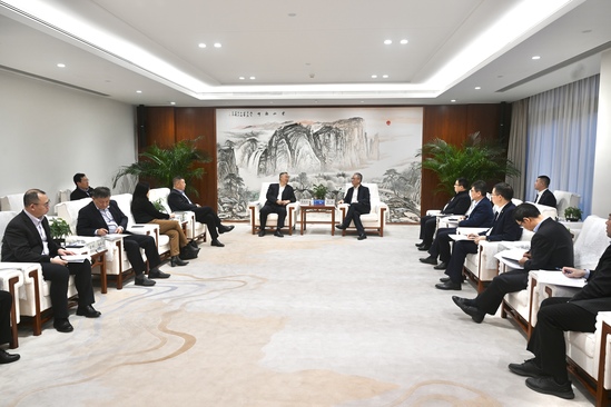 中國電建黨委副書記、總經(jīng)理王斌與中國機電商會黨委書記、會長張鈺晶舉行會談