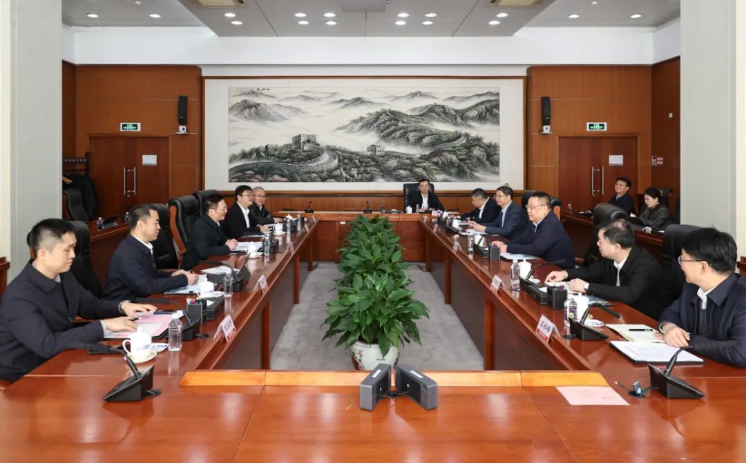 中核集團(tuán)會見哈電集團(tuán)總經(jīng)理、黨委副書記黃偉一行