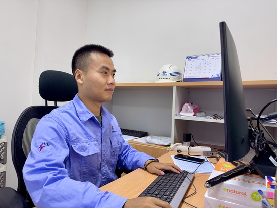 【新春走基層】春節(jié)堅(jiān)守，點(diǎn)亮異國(guó)的奉獻(xiàn)之光