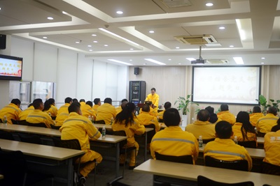 華潤(rùn)南京公司檢修公司黨支部開(kāi)展黨員大會(huì)、支委會(huì)以及3月份主題黨日活動(dòng)