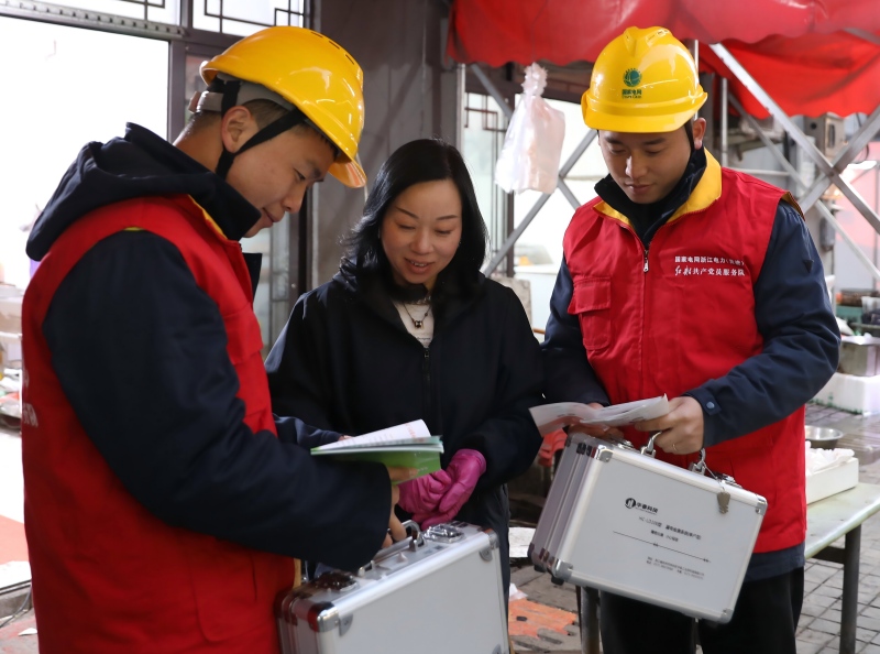 國網(wǎng)臺州市黃巖區(qū)供電公司：電力服務(wù)進社區(qū) 網(wǎng)格聯(lián)動暖民心